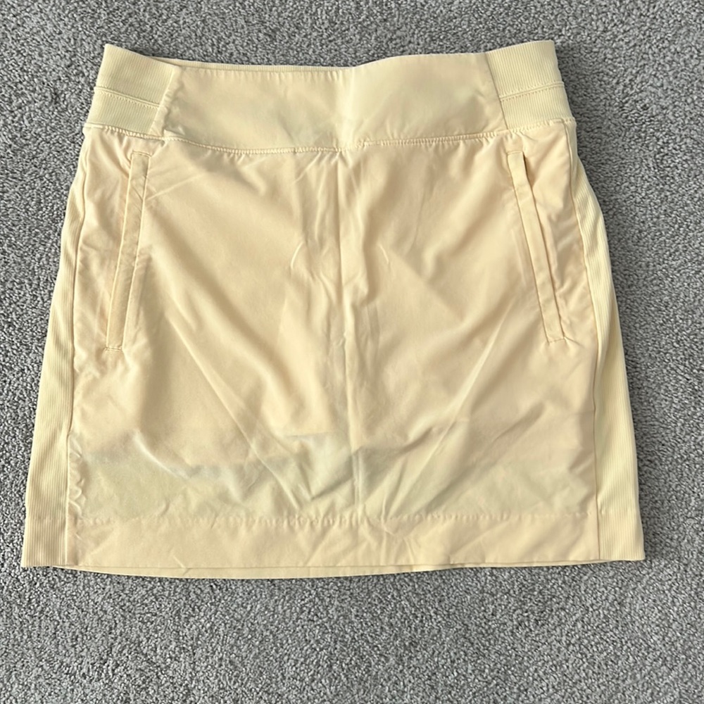 Athleta Brooklyn skort size 4